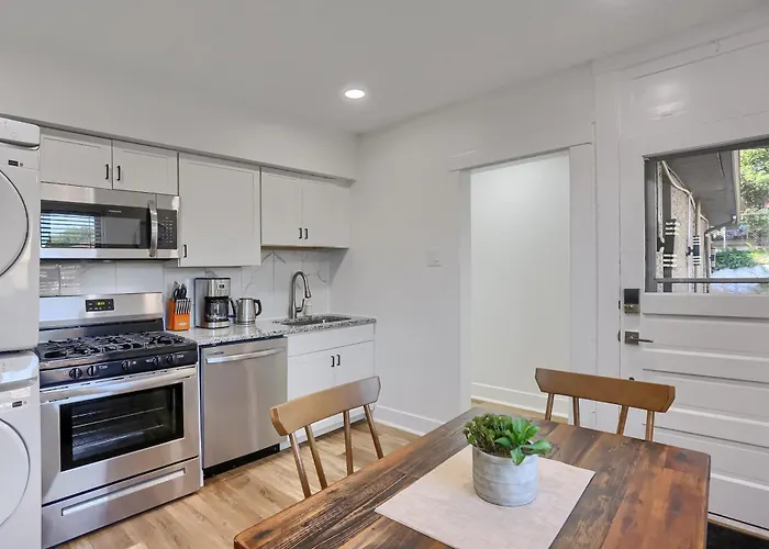 Dormont, Potomac 3 Unique & Modern 2bd